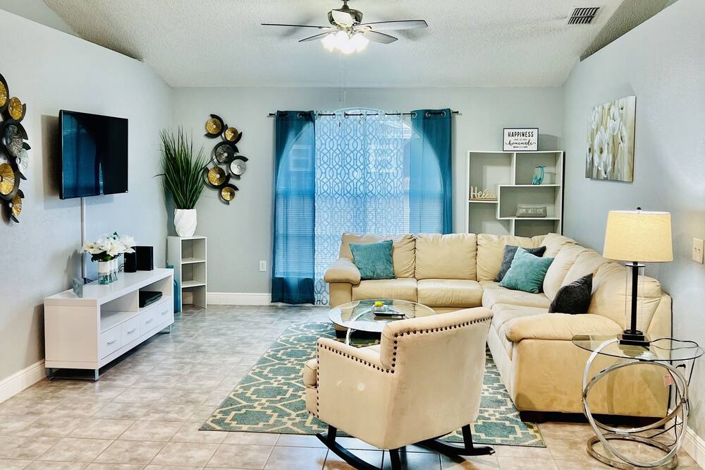 Photo of Livingroom in Poinciana
