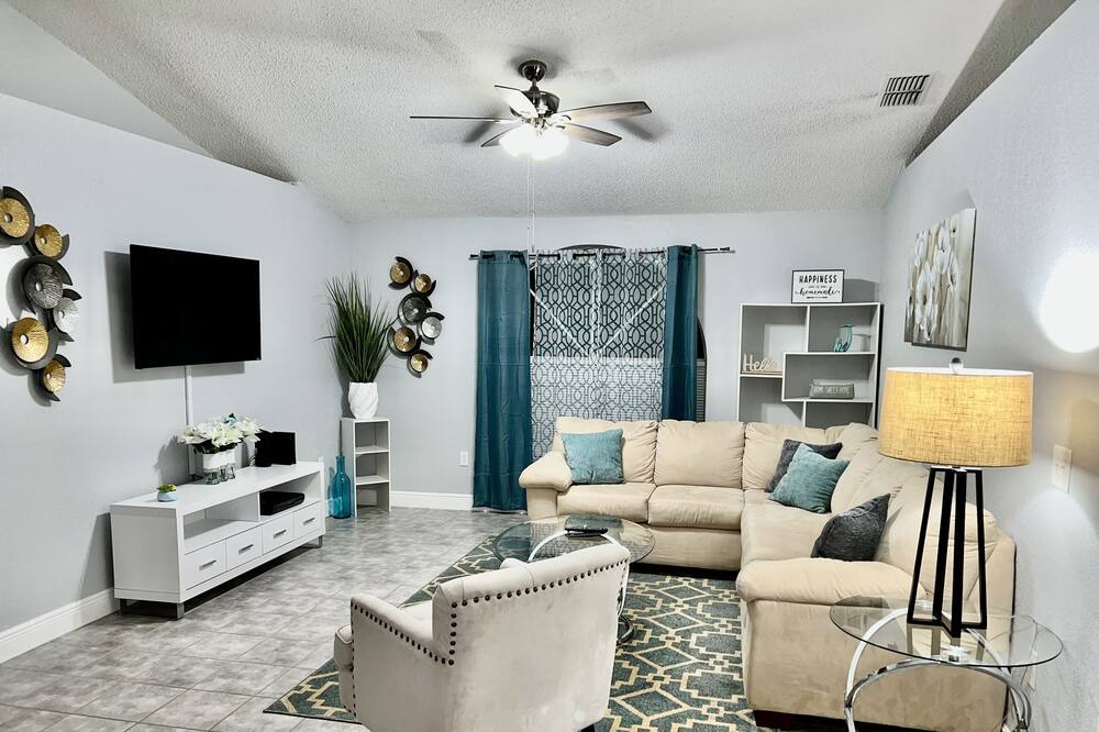 Photo of Livingroom in Poinciana
