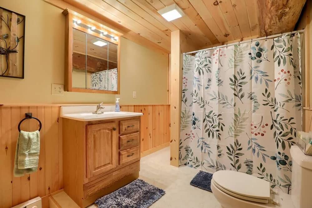 Photo of Bathroom in Huntingdon