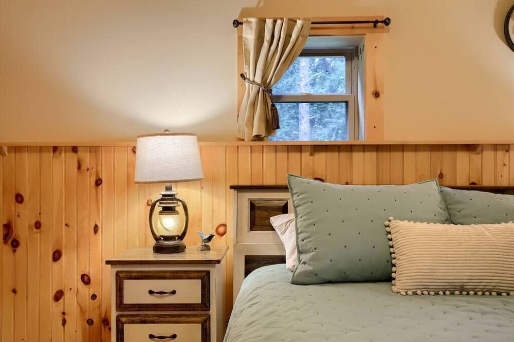 Photo of Bedroom in Huntingdon