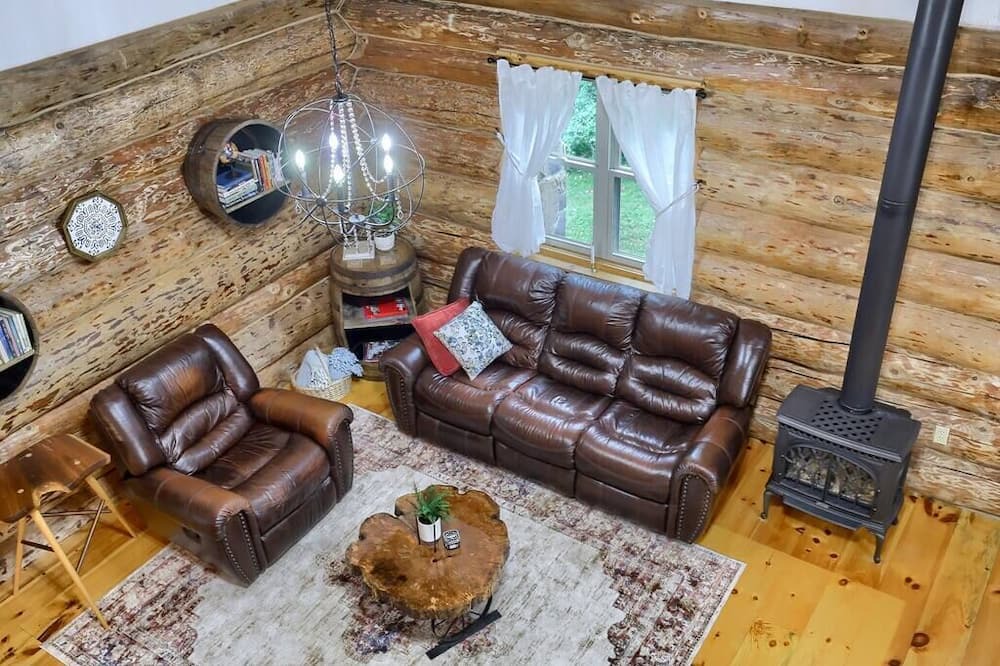 Photo of Livingroom in Huntingdon
