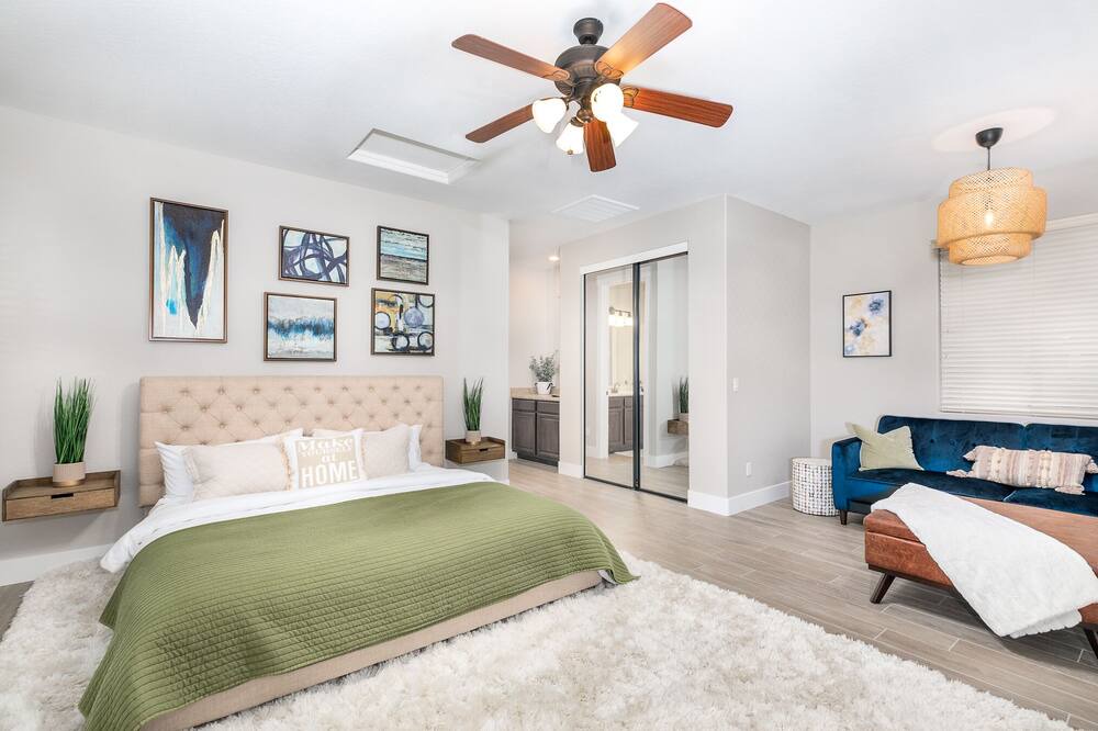 Photo of Bedroom in Sonoran Foothills