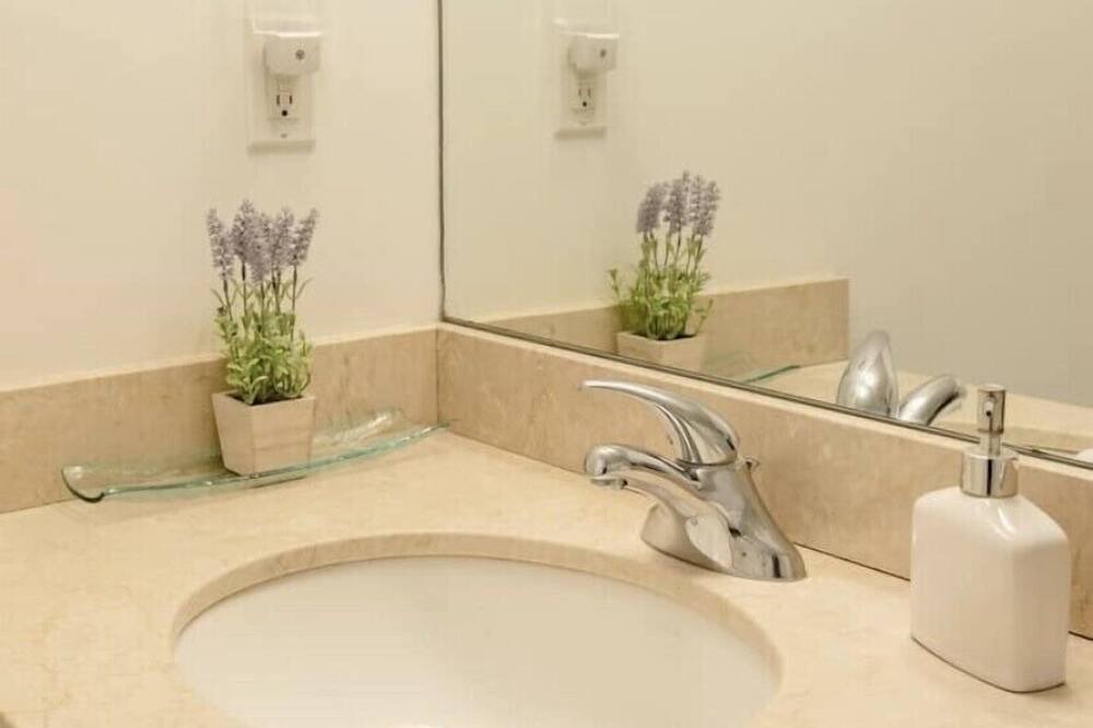 Photo of Bathroom in Fort York