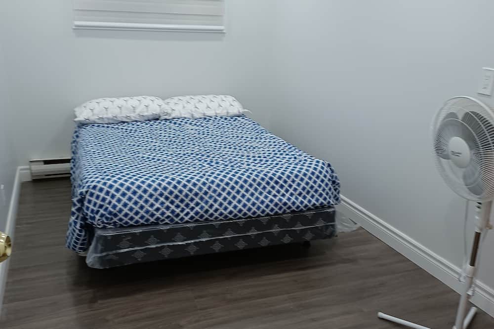 Photo of Bedroom in Lindsay