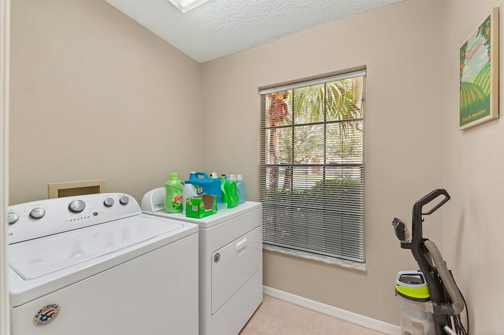 Photo of Bedroom in Valrico