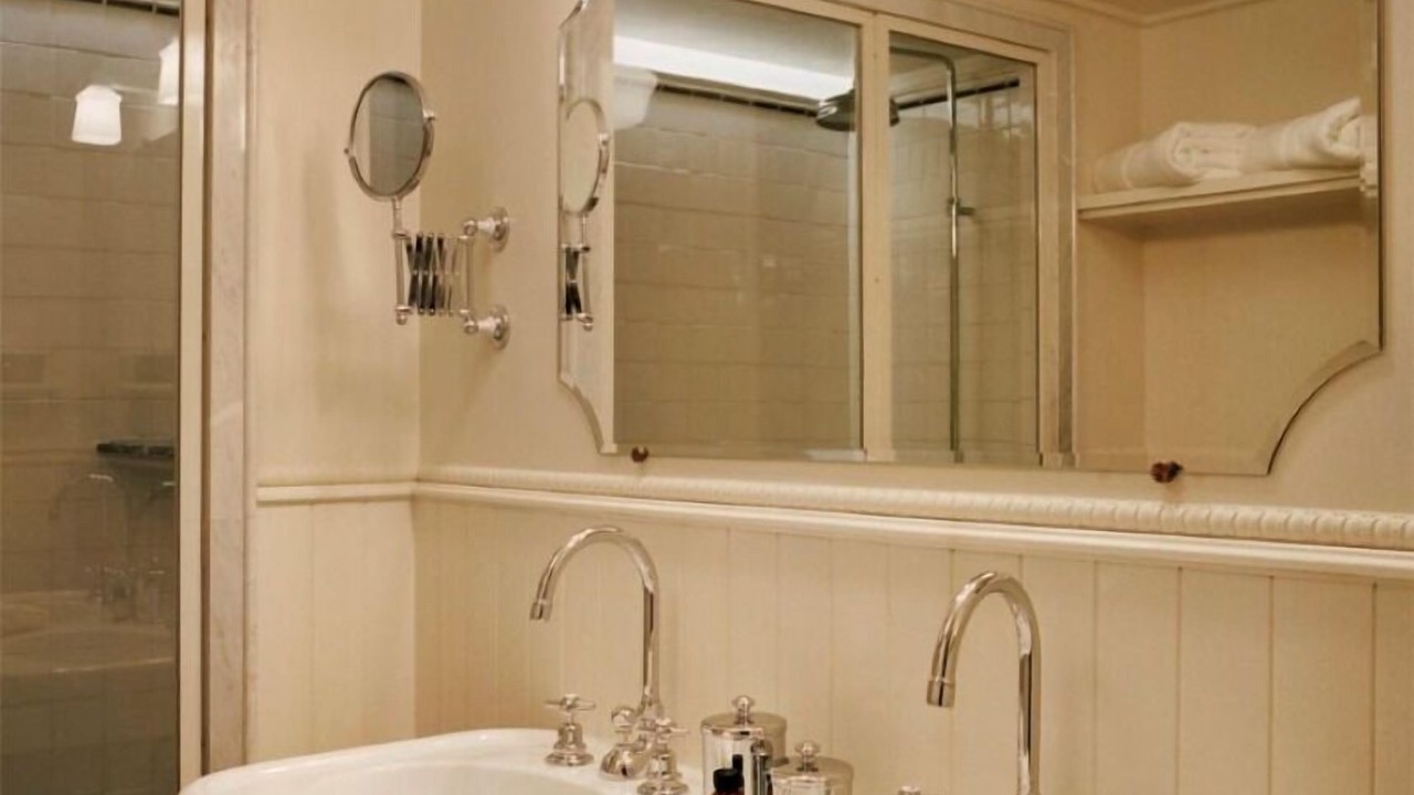 Photo of Bedroom in Quartier de la Place-Vendome