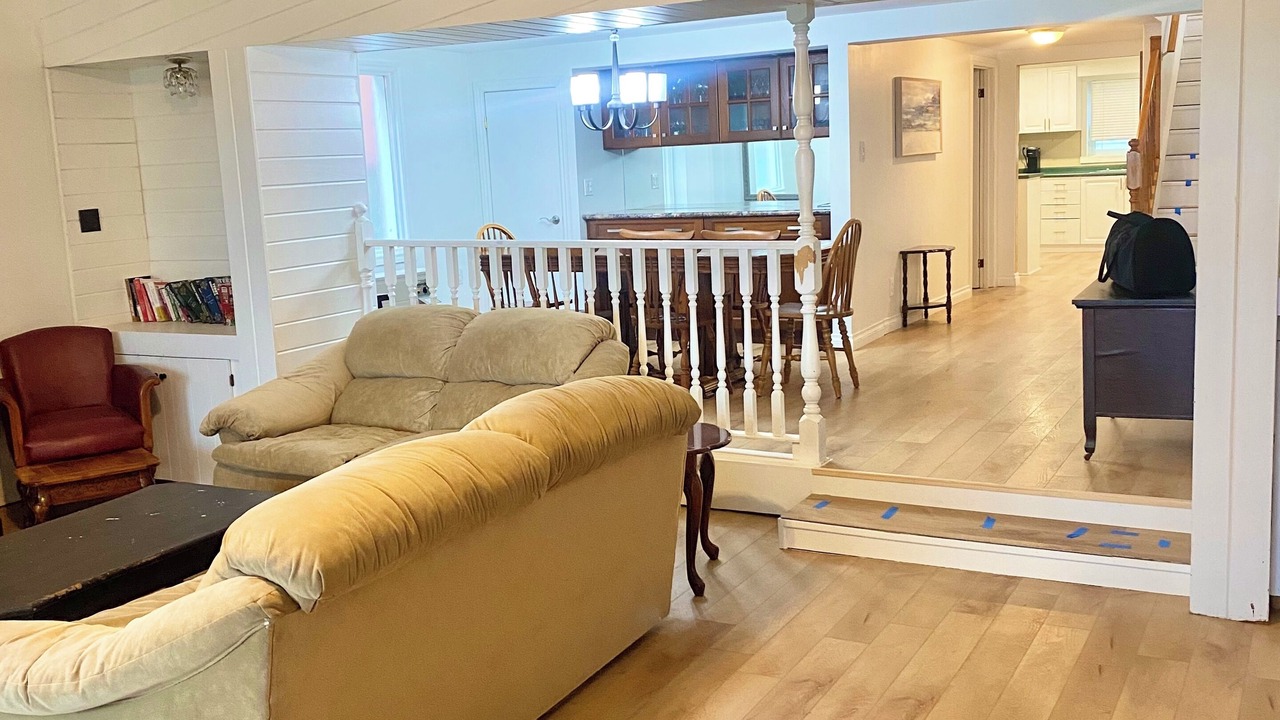 Photo of Livingroom in North Bay