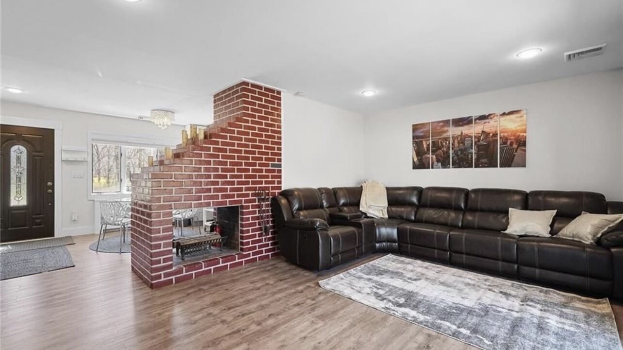 Photo of Livingroom in Yorktown Heights