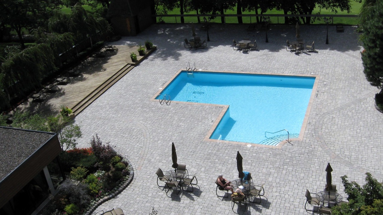 Photo of Outdoor in Lakeview