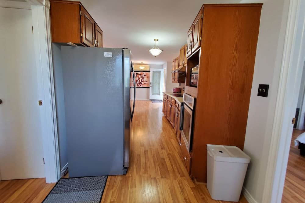 Photo of Bedroom in Deseronto