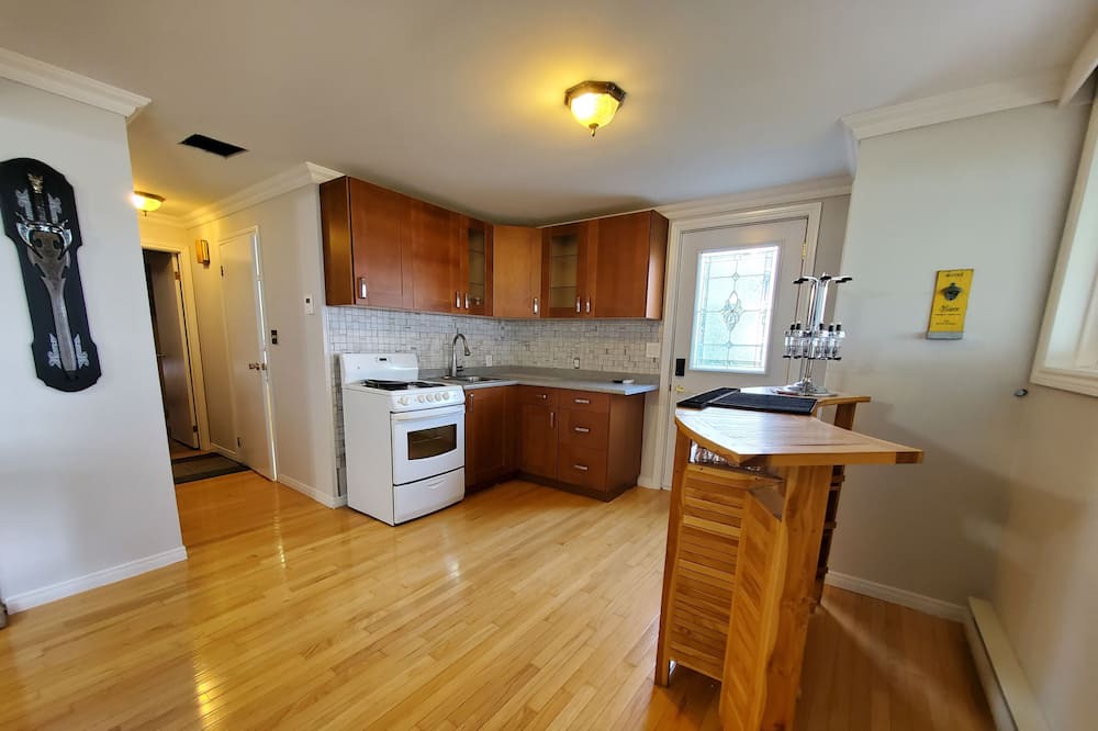 Photo of Kitchen in Deseronto