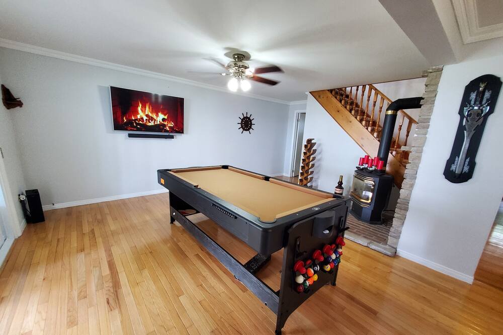 Photo of Bedroom in Deseronto