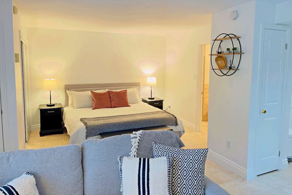 Photo of Bedroom in Craigleith