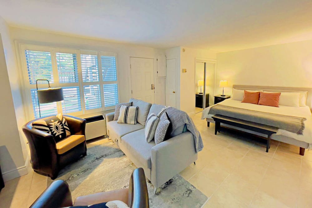 Photo of Bedroom in Craigleith