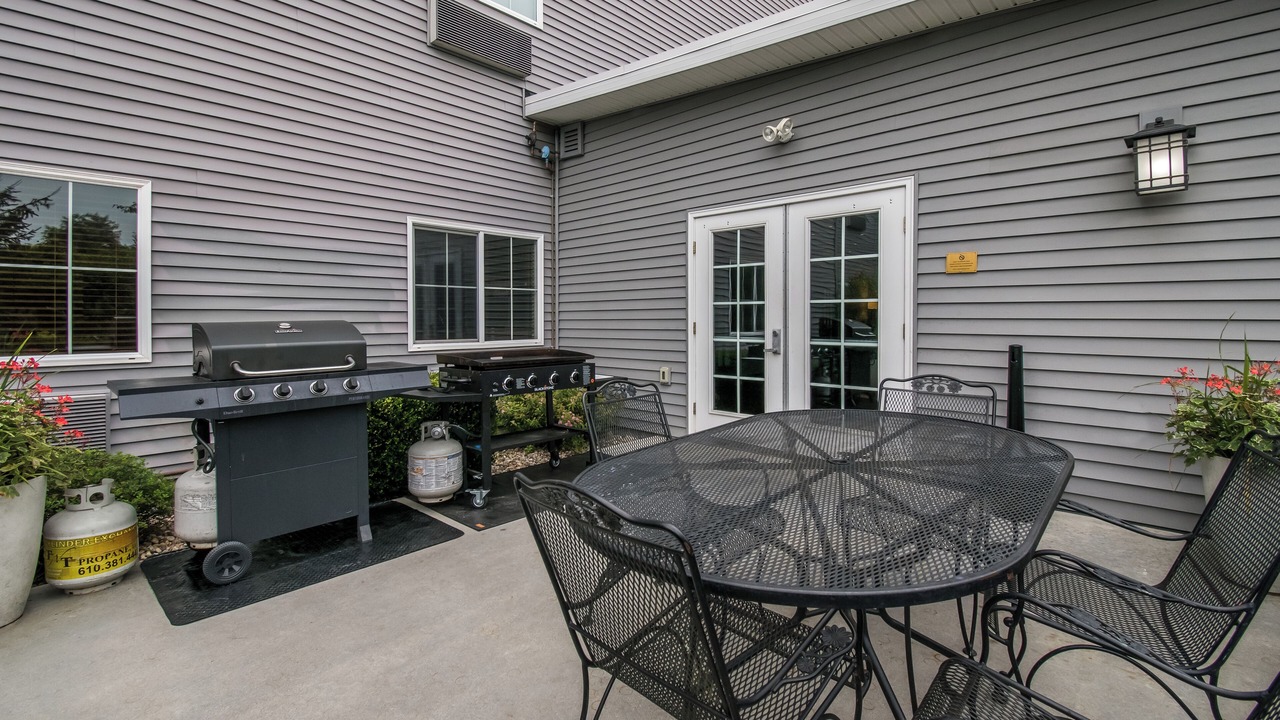 Photo of Outdoor in Barnesville