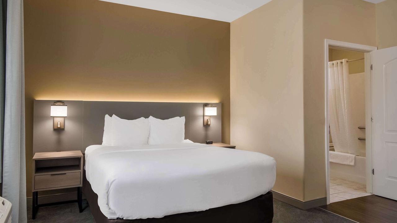 Photo of Bedroom in Barnesville