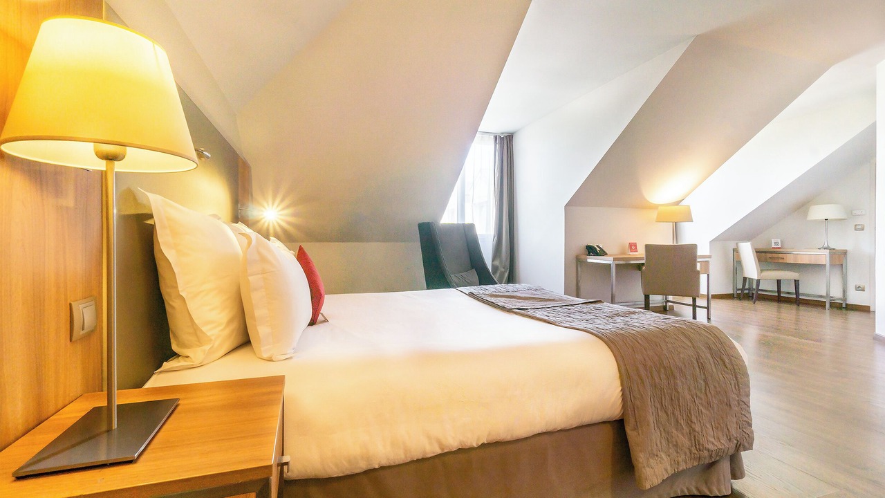 Photo of Bedroom in Roissy-en-France