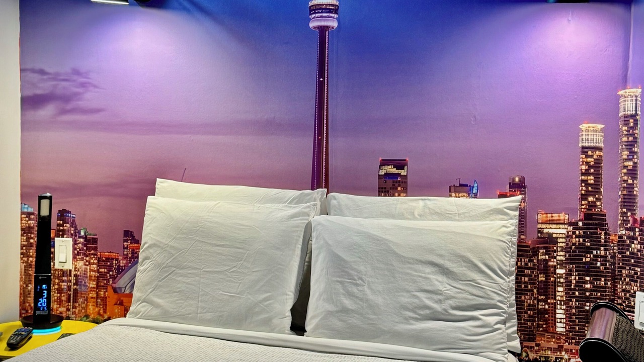 Photo of Bedroom in Cabbagetown South