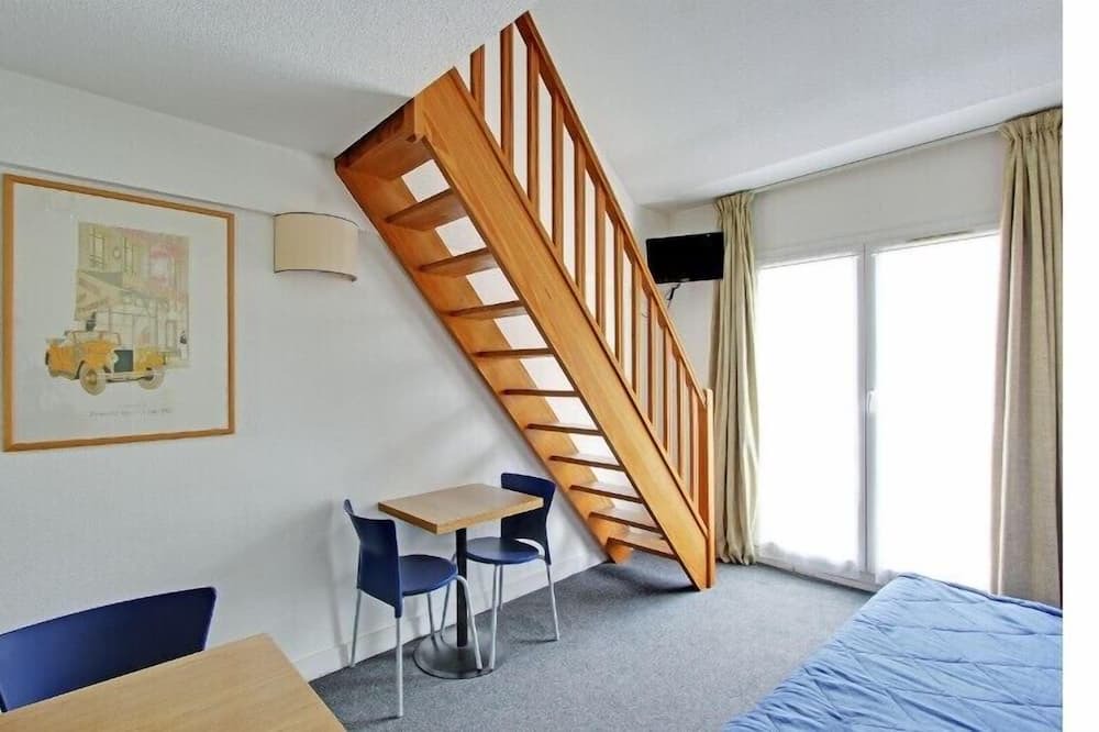 Photo of Bedroom in Les Lilas
