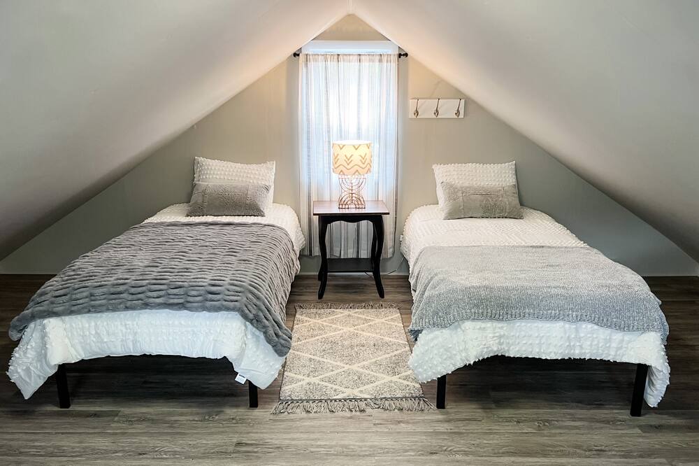 Photo of Bedroom in Mattawana