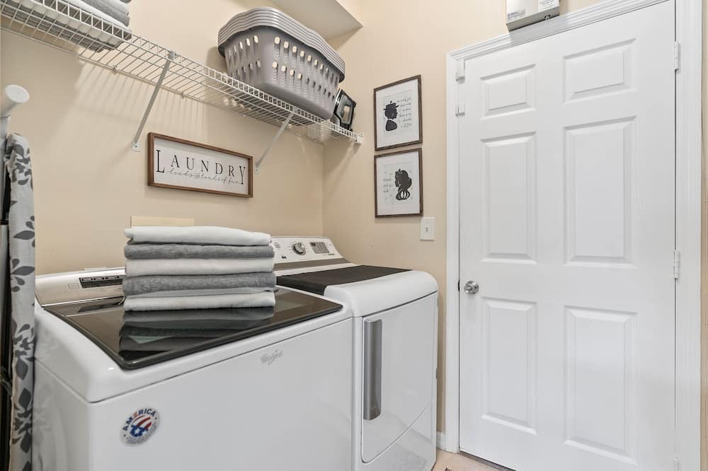 Photo of Bedroom in Sunset Lakes