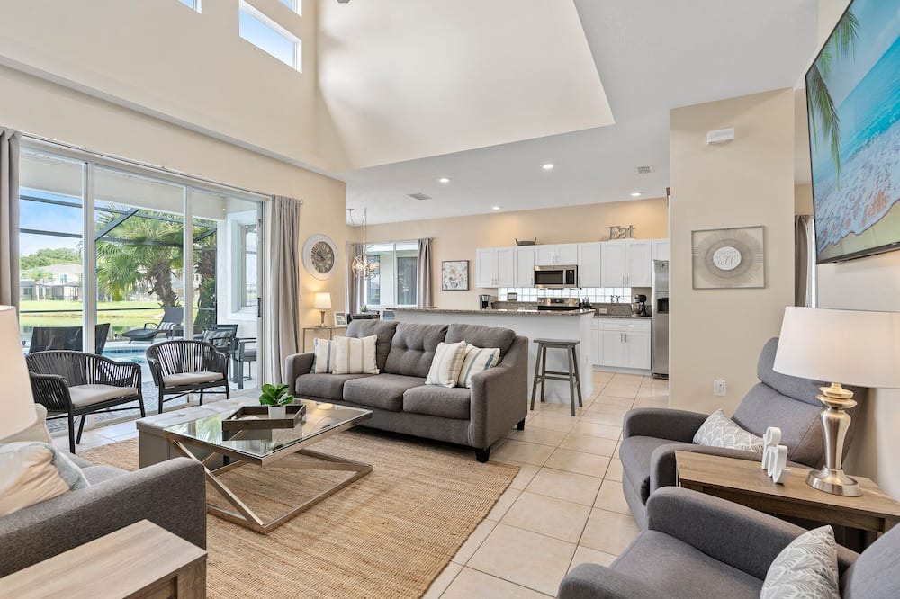 Photo of Bedroom in Sunset Lakes