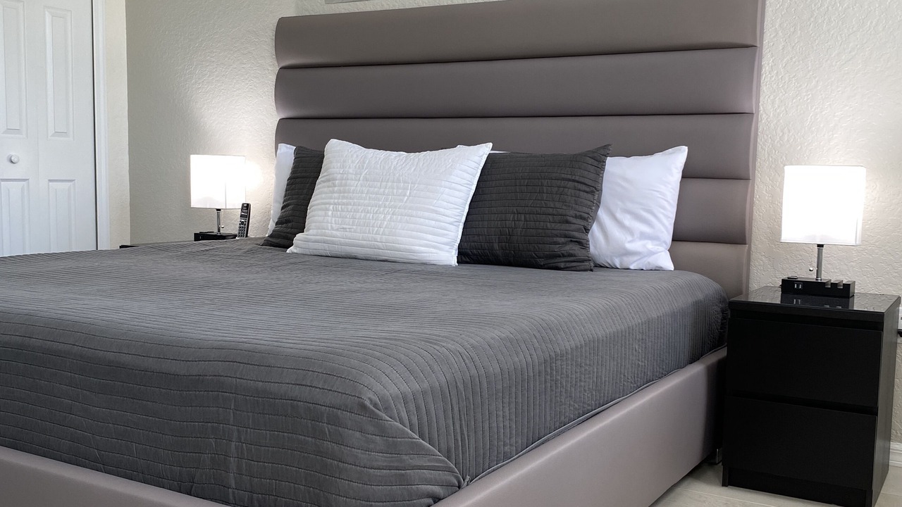 Photo of Bedroom in Regal Palms