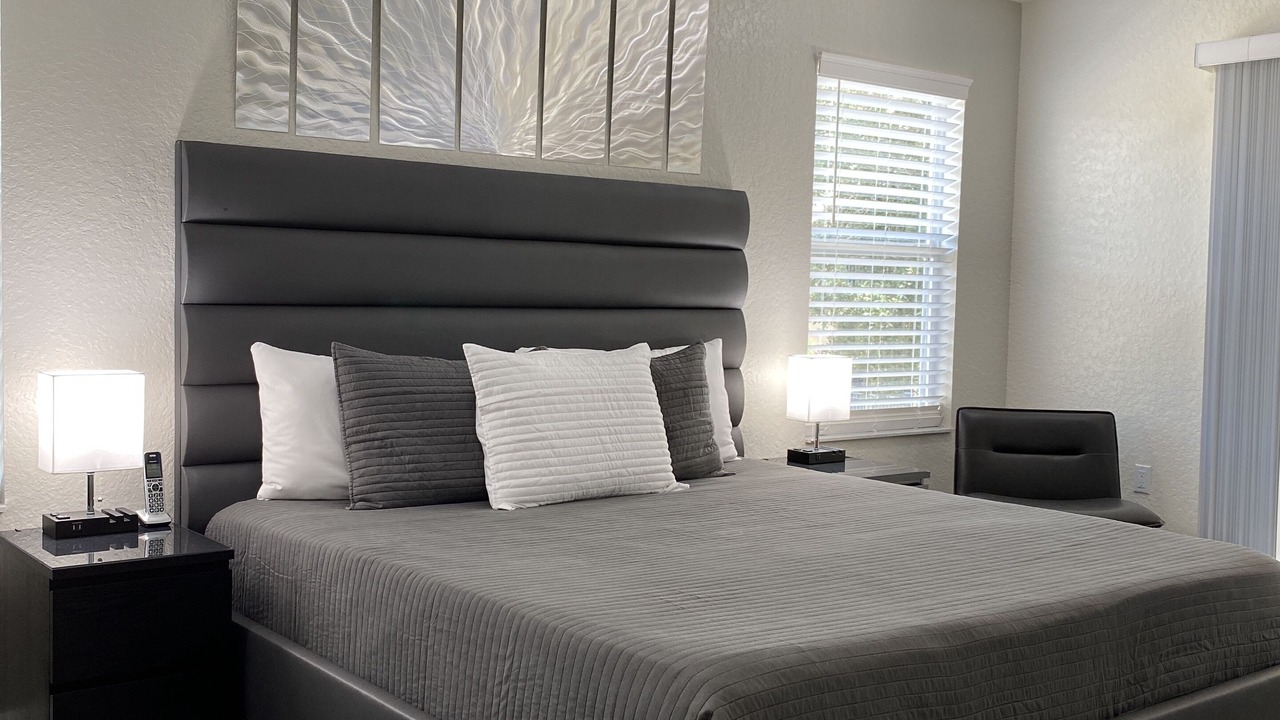 Photo of Bedroom in Regal Palms