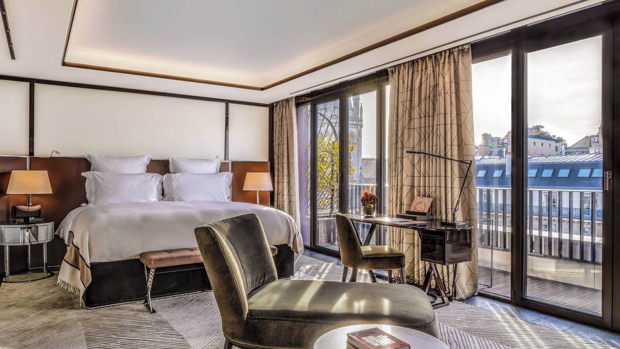 Photo of Bedroom in Champs-Elysees