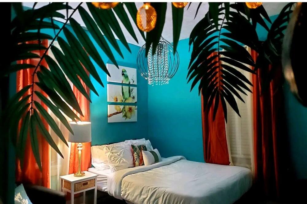 Photo of Bedroom in Owen Sound