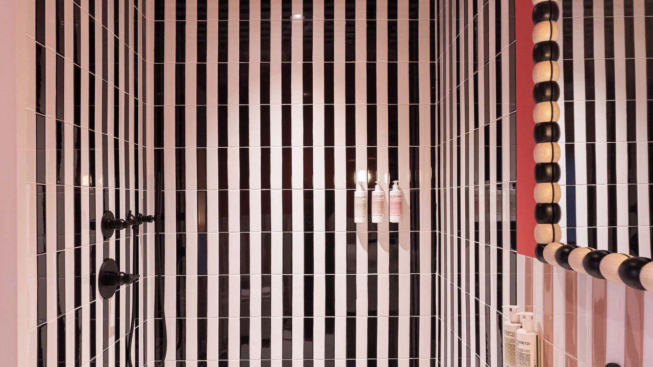 Photo of Bathroom in Little Portugal