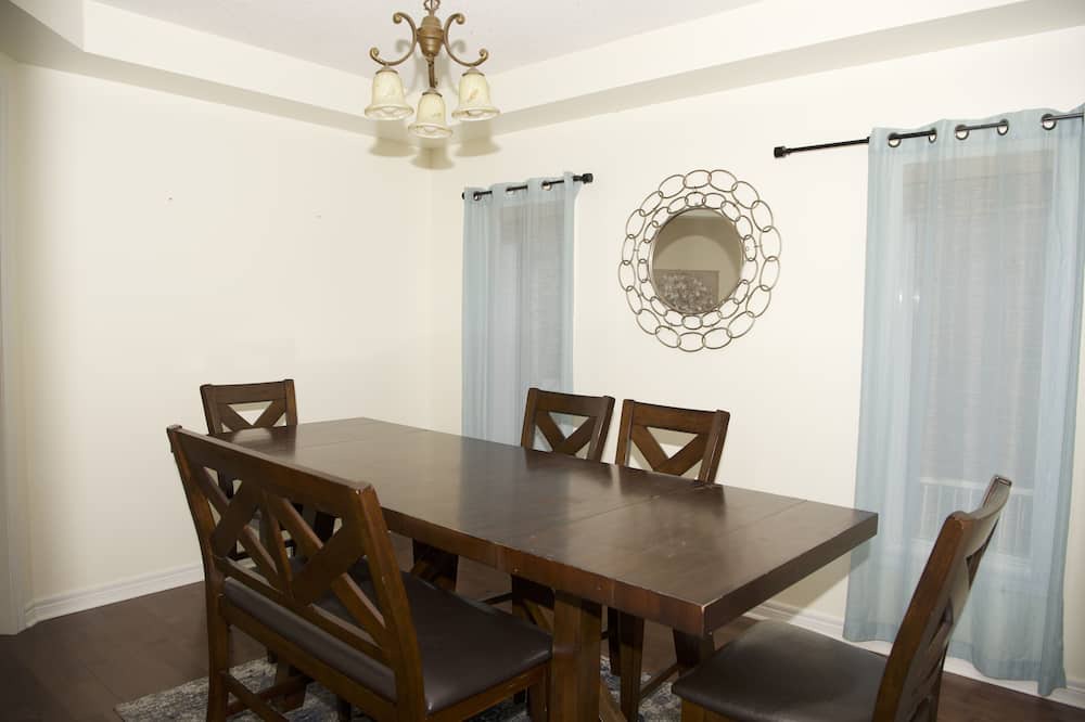 Photo of Kitchen in Richmond Hill