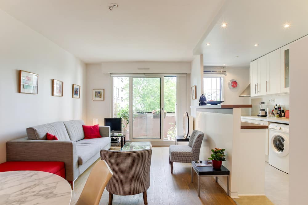 Photo of Livingroom in Belleville