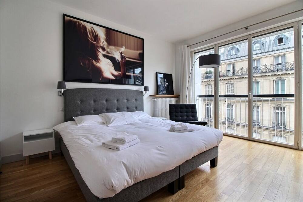 Photo of Bedroom in Champs-Elysees