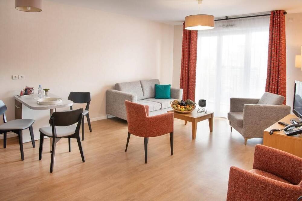 Photo of Livingroom in Villeneuve-le-Roi