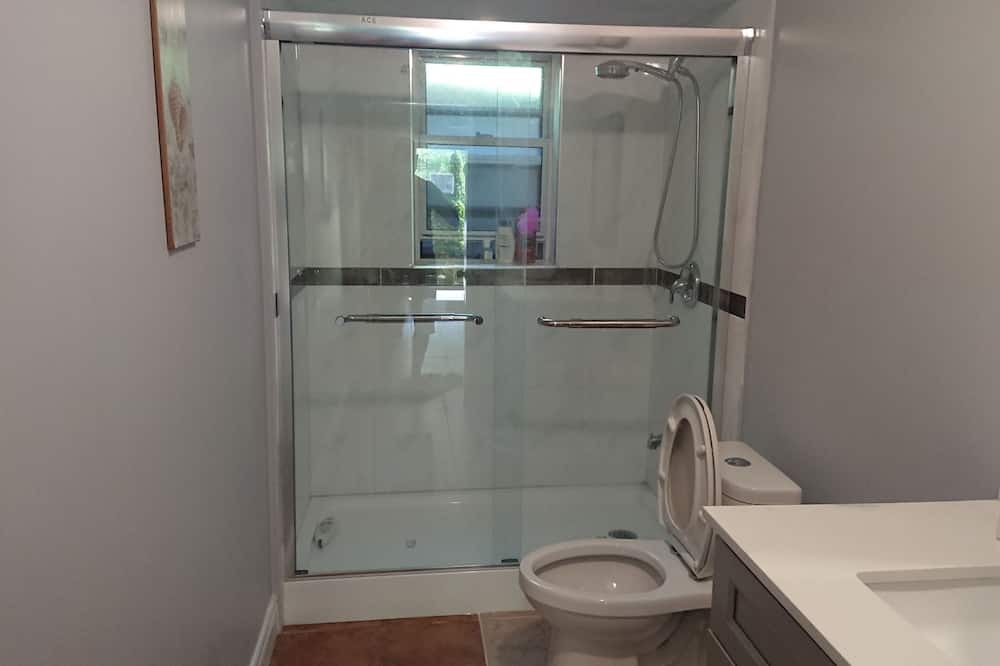 Photo of Bathroom in Tiny