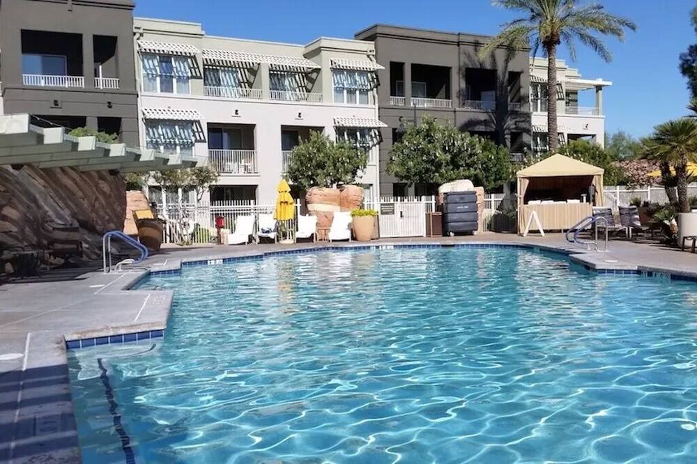 Photo of Outdoor in Desert Ridge
