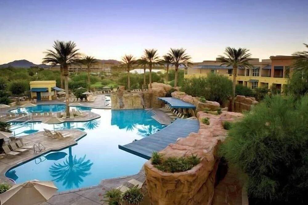 Photo of Outdoor in Desert Ridge