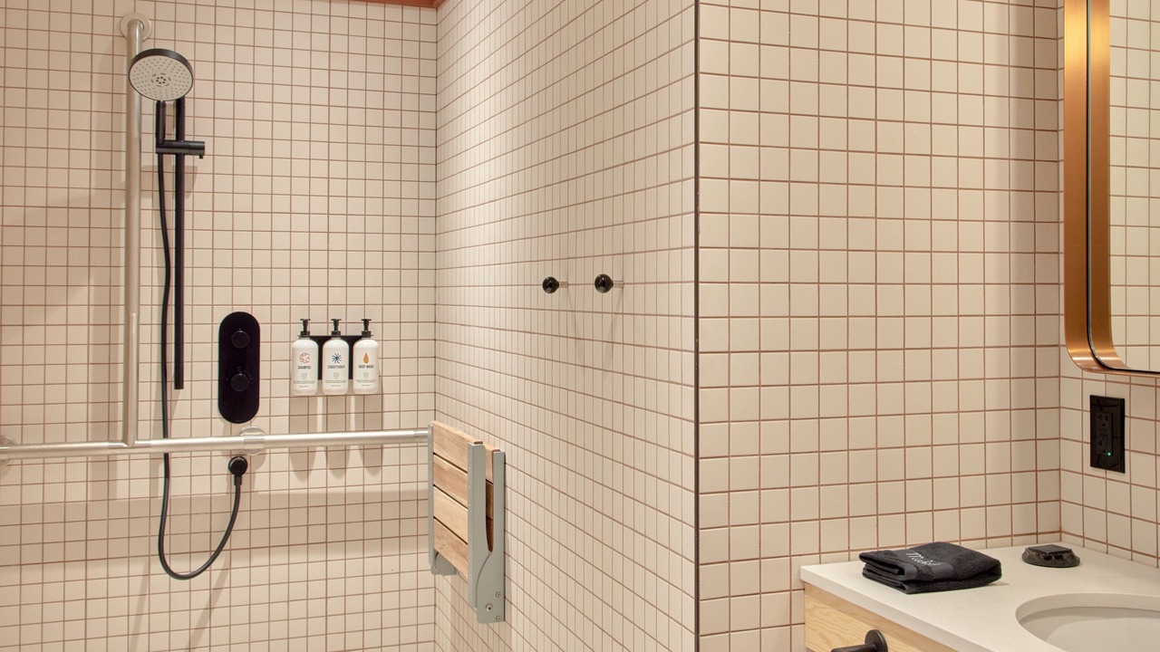 Photo of Bathroom in Fashion District