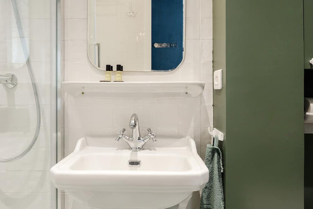 Photo of Bathroom in 5th Arrondissement