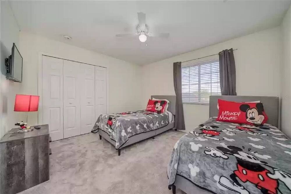 Photo of Bedroom in Lake Wilson Preserve
