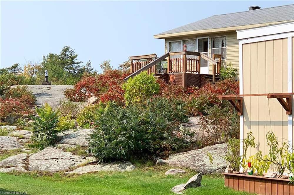 Photo of Outdoor in Britt
