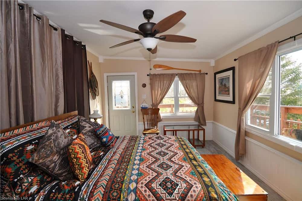 Photo of Bedroom in Britt