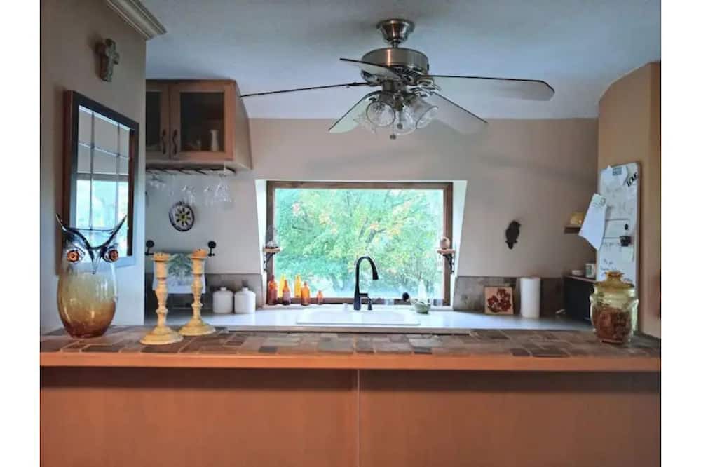 Photo of Kitchen in King