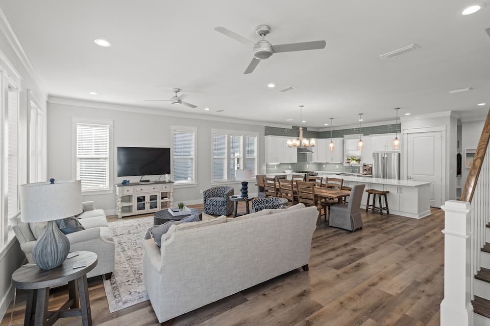 Photo of Livingroom in Lakeside at Blue Mountain Beach