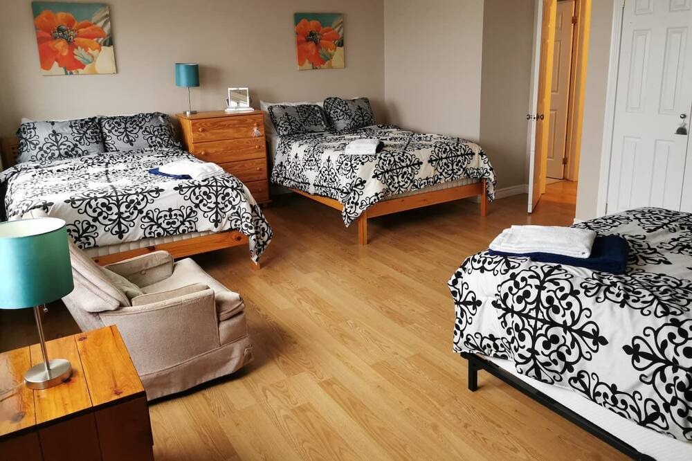 Photo of Bedroom in Wasaga Beach