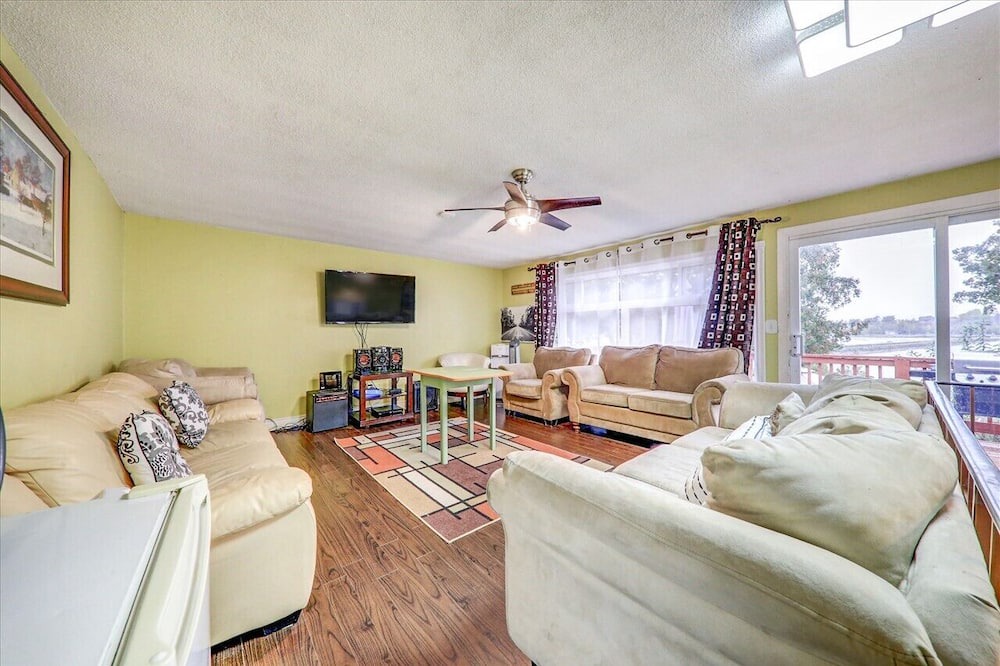 Photo of Livingroom in Kirkfield