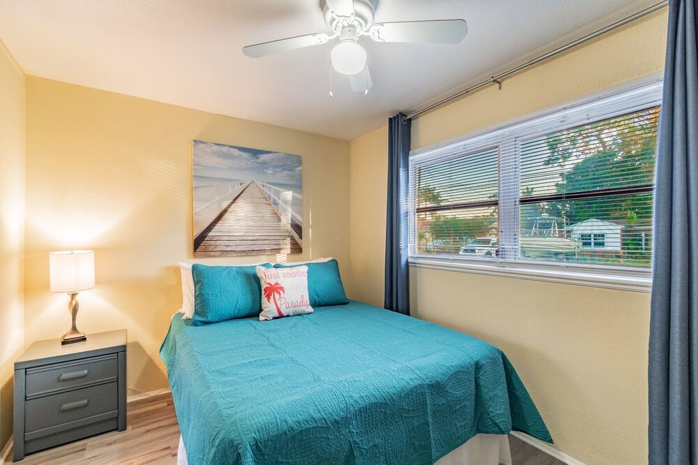 Photo of Bedroom in Bayview