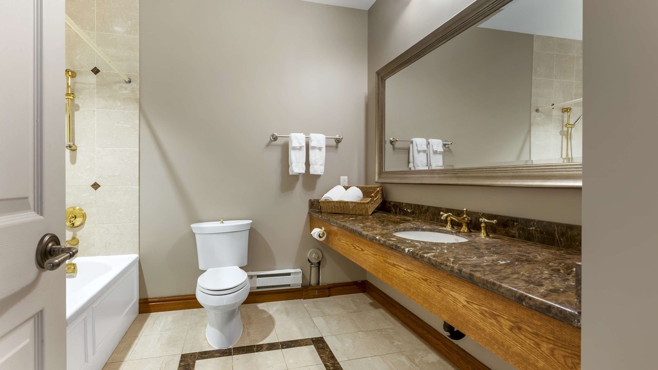 Photo of Bathroom in Port Severn