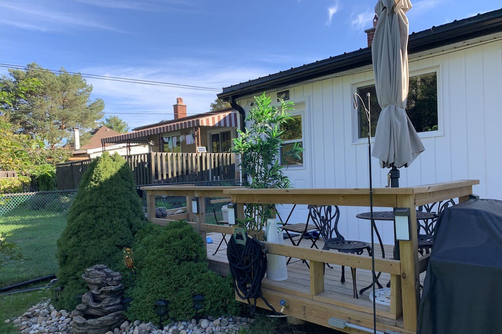 Photo of Outdoor in West Hill